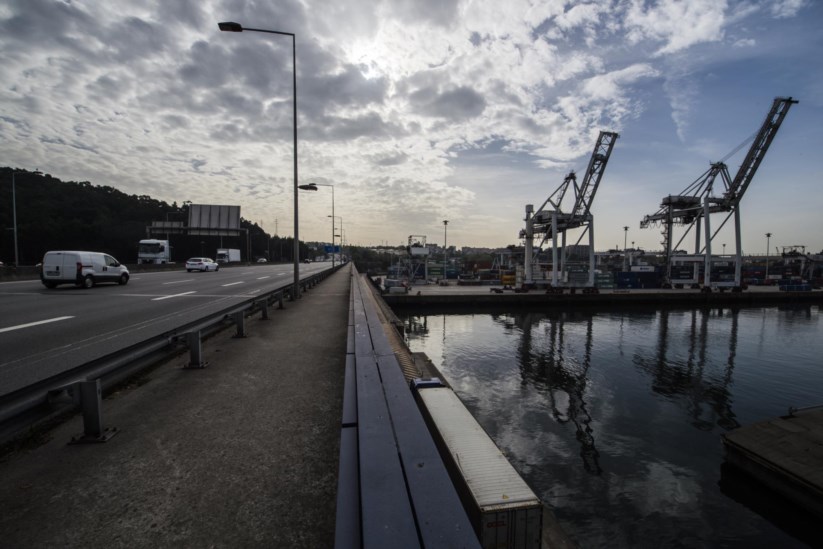 Lisboa, Sines e Leixões com ‘fatia de leão’ do investimento portuário (Investimentos portuários) 1097076?tp=UH&db=IMAGENS&w=823