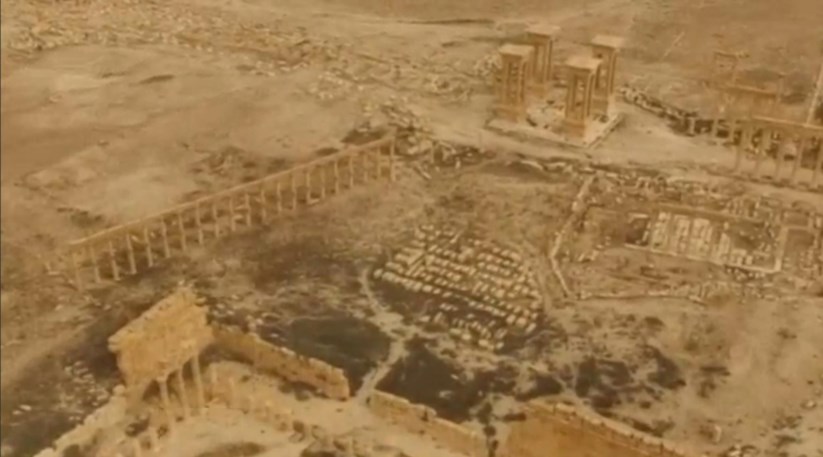 Vista aérea de Palmira no final de Março de 2016