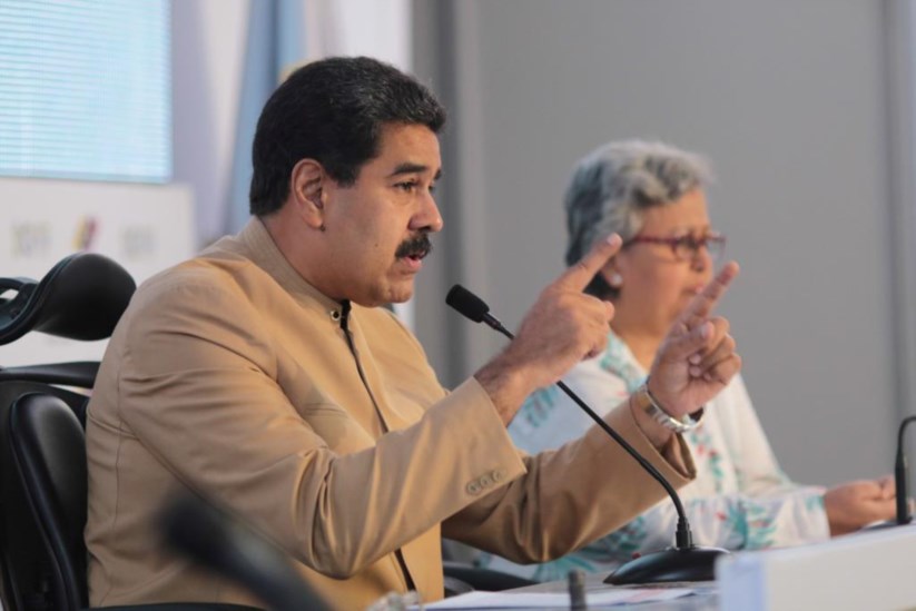 Os EUA anunciaram segunda-feira sanções directas contra o Presidente Nicolás Maduro