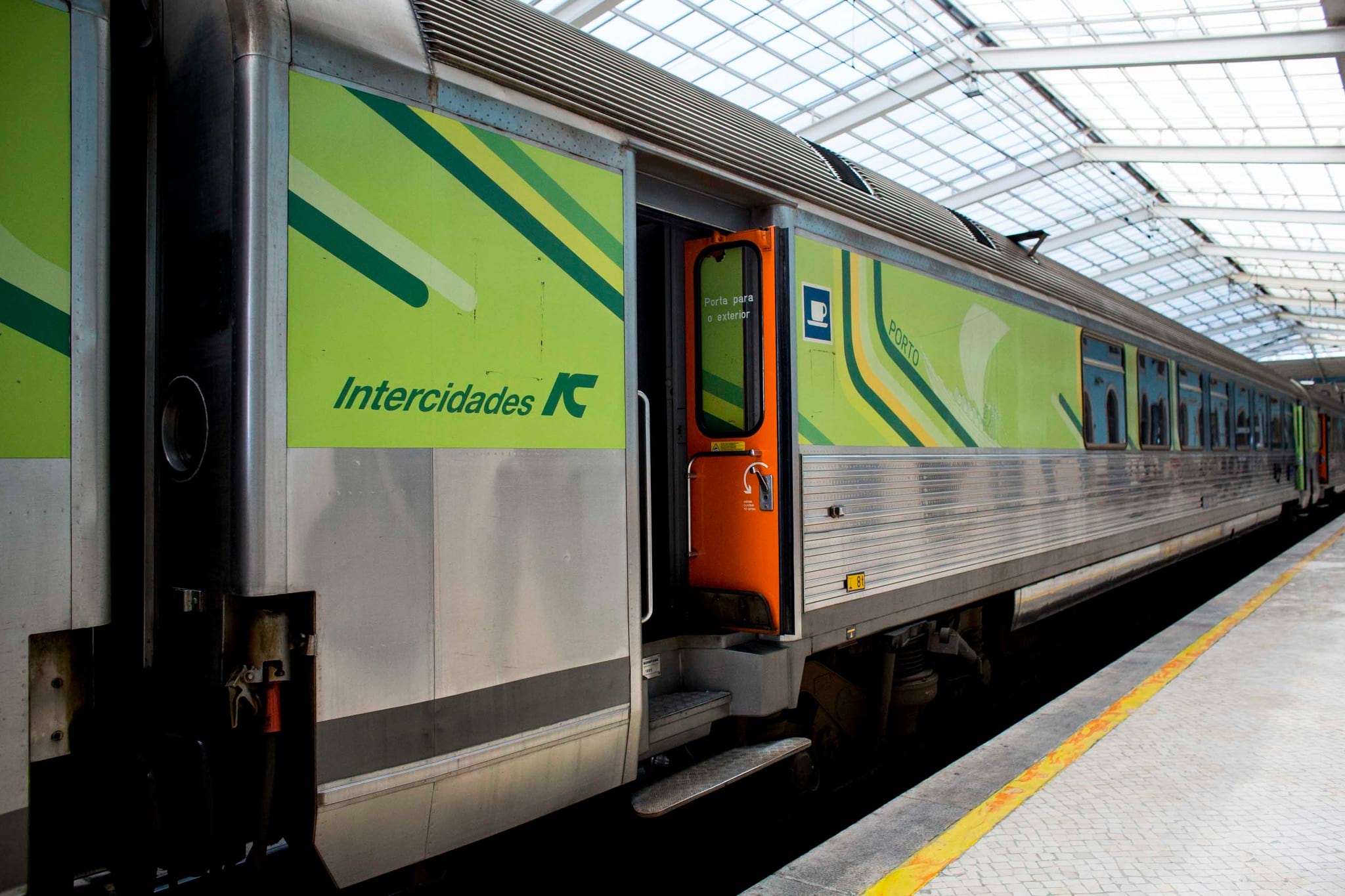 Transportes. CP deverá ter novos comboios até 2022