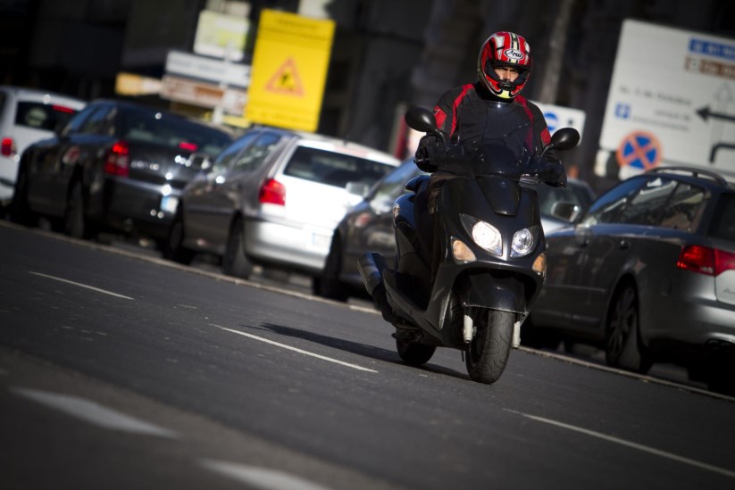 Resultado de imagem para Governo quer tornar obrigatória carta para motos de 125 cm3