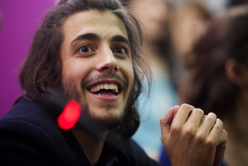 Resultado de imagem para Salvador Sobral já teve alta