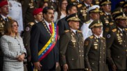 Maduro: <i>Drones</i>, disparos, uma explosão de gás e estranhas reivindicações