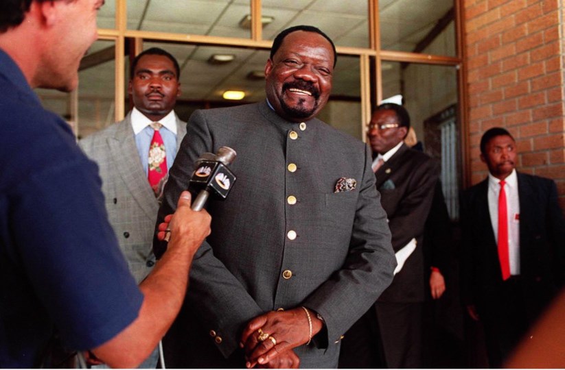 Jonas Savimbi numa fotografia em 1997