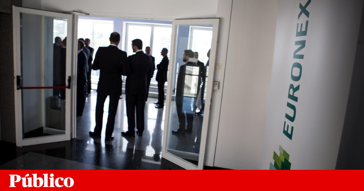The Salary Of The Manager Rose In The Crisis And Ignores The