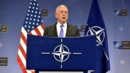 Secretário da Defesa dos EUA apresenta demissão e pede "respeito" pelos aliados