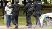 França e Reino Unido aumentam patrulhas junto a locais de culto após ataque terrorista na Nova Zelândia