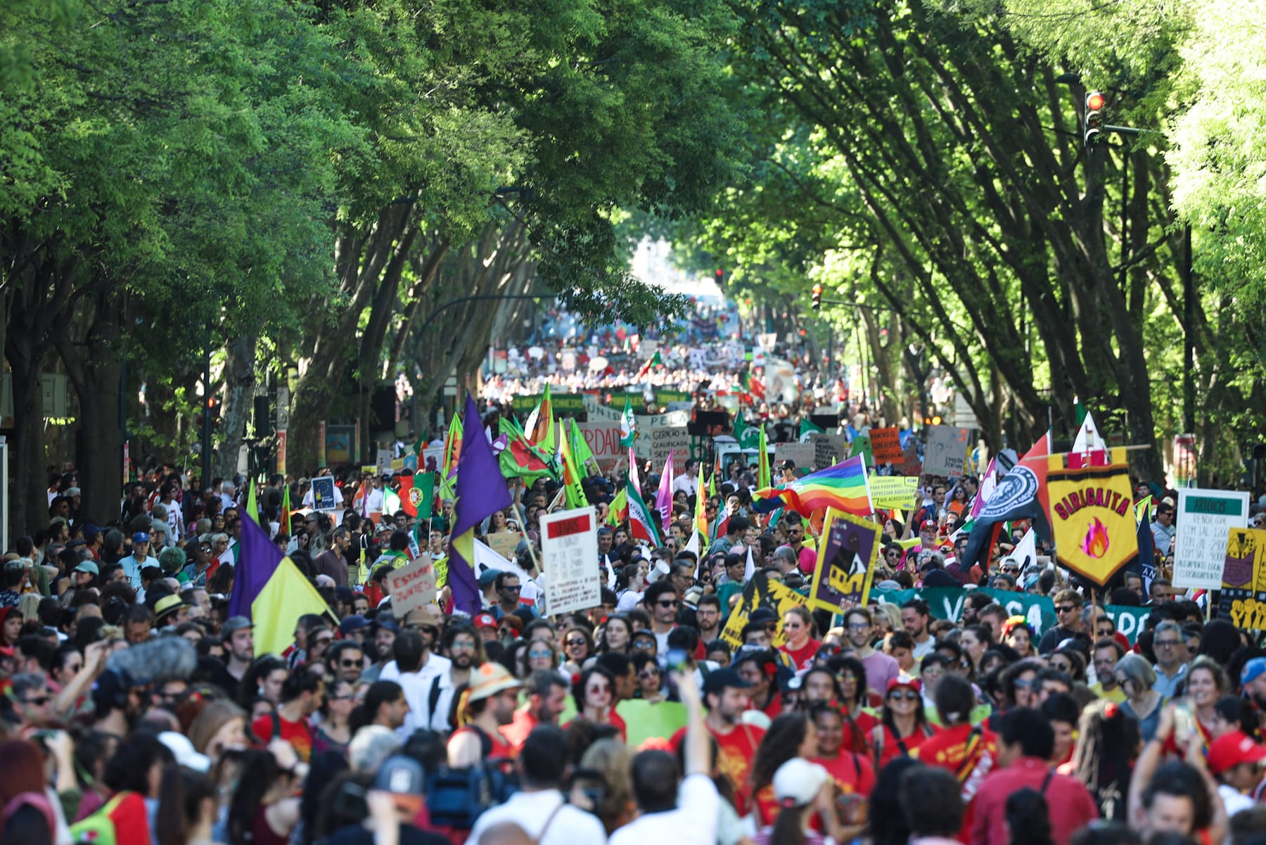 Milhares de bolivianos fazem protesto