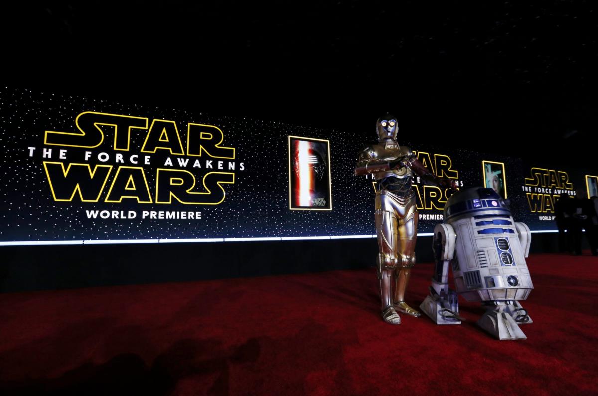 R2-D2 e C-3PO na estreia em Los Angeles