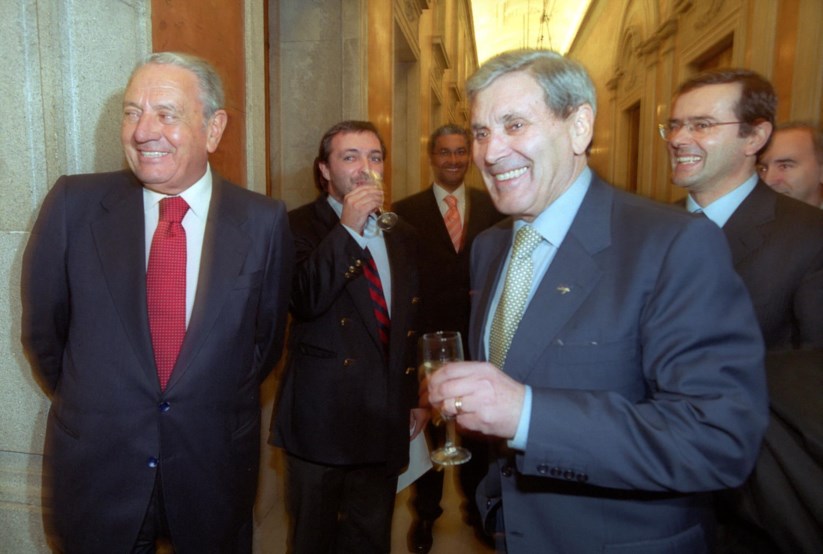 PÚBLICO - Belmiro de Azevedo e Américo Amorim, em 2003, na apresentação de um projecto para Tróia no Palácio da Bolsa 