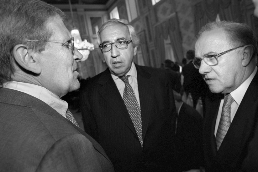 PÚBLICO - Belmiro de Azevedo com Artur Santos Silva e Jardim Gonçalves numa reunião da COTEC 2003