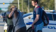 Mais um massacre a tiro numa escola deixa a Florida de luto