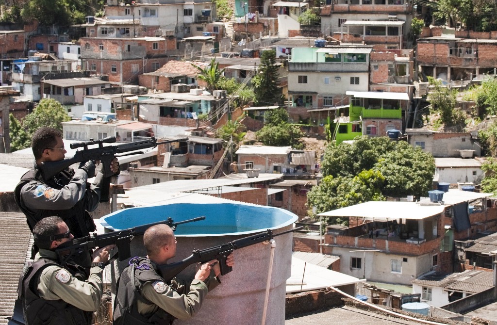 Brasil Seis Mortos Em Operação Da Polícia Militar Em Favela Do Rio De